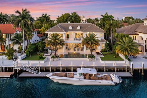 2520 Del Lago Dr, Fort Lauderdale, FL, 33316-2304 | Card Image