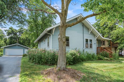 144 Greenley St, Woodstock, IL, 60098-4015 | Card Image