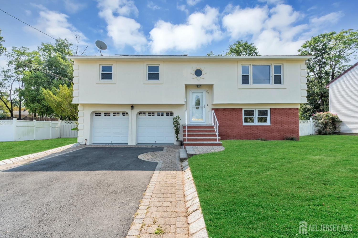 Oak Pl, Piscataway, NJ 08854