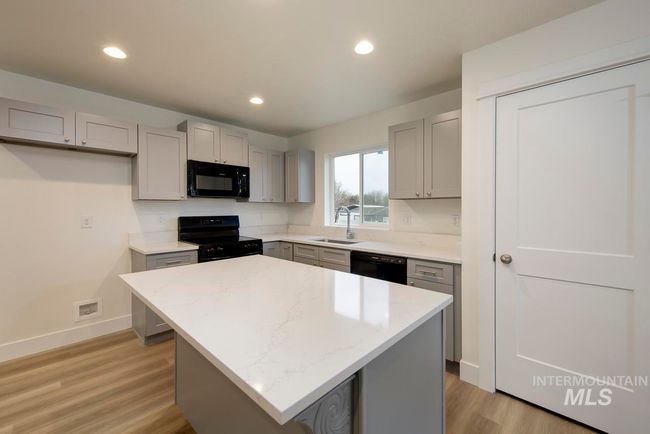 1540 Castle Way, House other with 3 bedrooms, 2 bathrooms and 3 parking in Emmett ID | Image 18