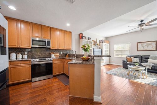 261 Sw 6th Pl, Pompano Beach, FL, 33060-8392 | Card Image