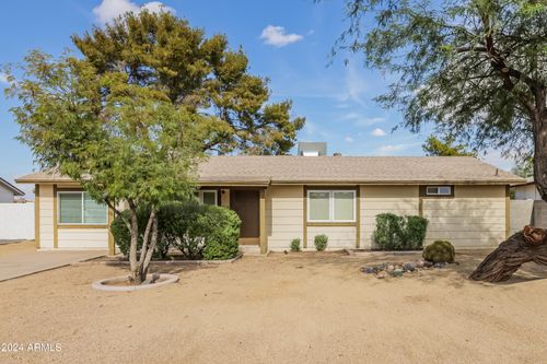 2138 E Monte Cristo Ave, Phoenix, AZ, 85022-3495 | Card Image