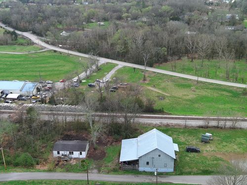 104 Hinkle Hill St E, Bell Buckle, TN, 37020-2024 | Card Image