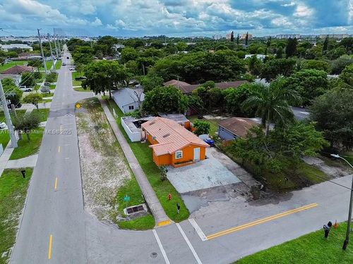 2112 Nw 5th St, Pompano Beach, FL, 33069-2619 | Card Image