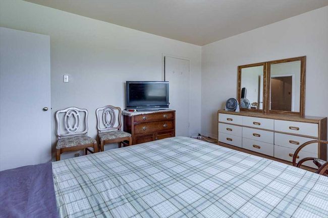18 Poplar Cres, Home with 3 bedrooms, 2 bathrooms and 1 parking in Springbrook AB | Image 14