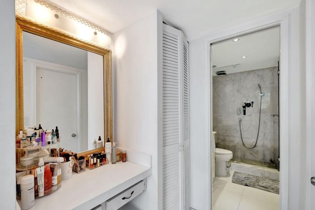APT-220 - 401 Ocean Dr, Condo with 1 bedrooms, 1 bathrooms and null parking in Miami Beach FL | Image 12