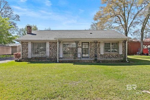 303 W Banyan St, Bay Minette, AL, 36507-4625 | Card Image