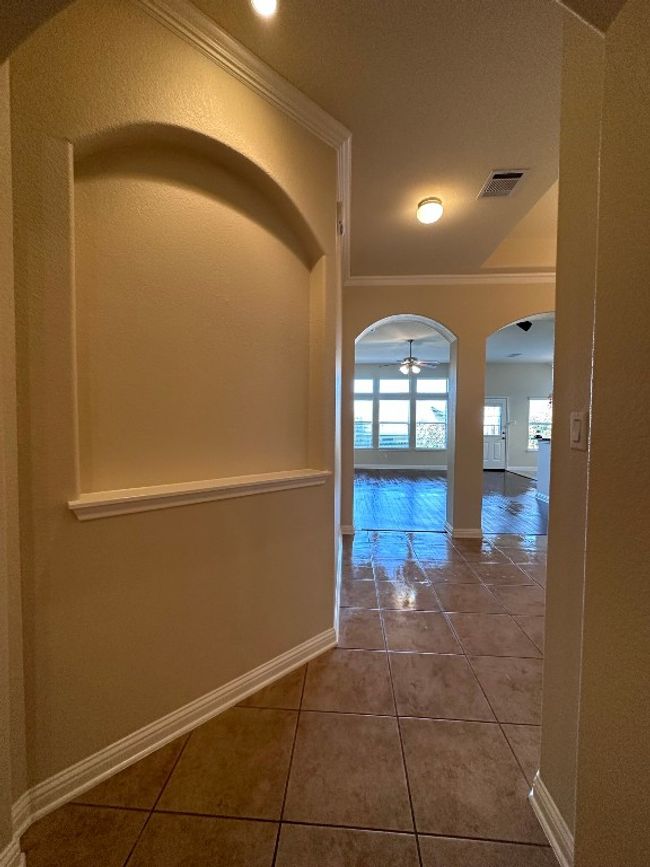 1721 Stonehaven Ln, House other with 3 bedrooms, 3 bathrooms and 2 parking in Round Rock TX | Image 14