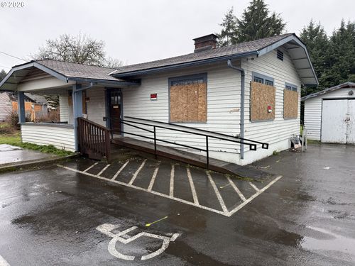 3945 Sw 185th Ave, Beaverton, OR, 97078-1569 | Card Image