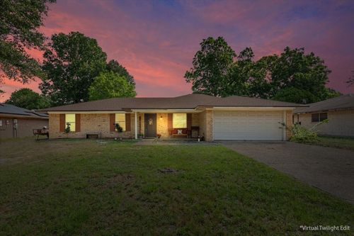 1004 Fairway Ln, Mexia, TX, 76667-2031 | Card Image