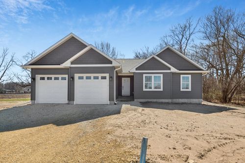 1531 Tyler Ct, Camanche, IA, 52730-1527 | Card Image