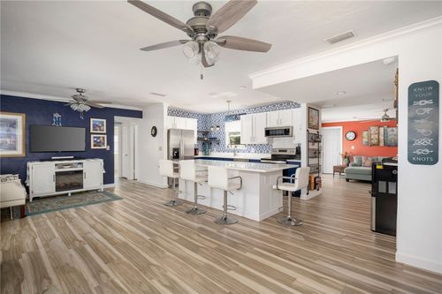 1875 31st Ave, Vero Beach, FL, 32960-3076 | Card Image