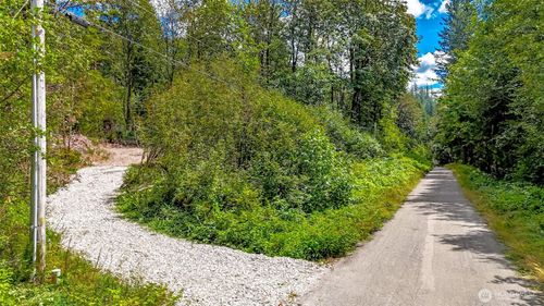 1110 350th Ave Se, Snoqualmie, WA, 98065 | Card Image