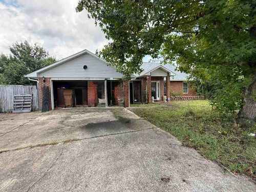 2416 Ashwood Way, Navarre, FL, 32566-3200 | Card Image