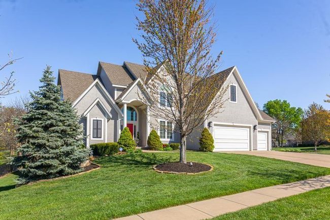 8127 Lone Elm Rd, House other with 5 bedrooms, 5 bathrooms and null parking in Lenexa KS | Image 59