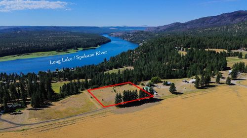 5677 E Riverview Ln, Deer Park, WA, 99006 | Card Image