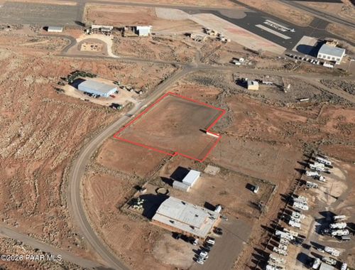 816 Airport Rd, Winslow, AZ, 86047-5417 | Card Image