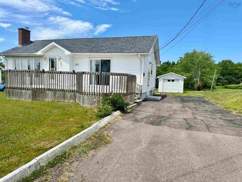 69 Kings Rd, Port Hastings, NS, B9A1N9 | Card Image