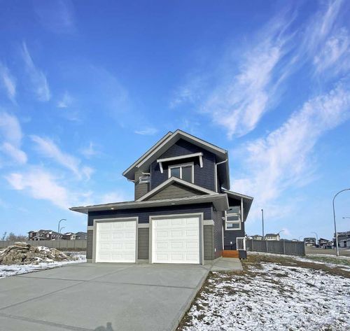 13401 105 St, Grande Prairie, AB, T8X0W4 | Card Image