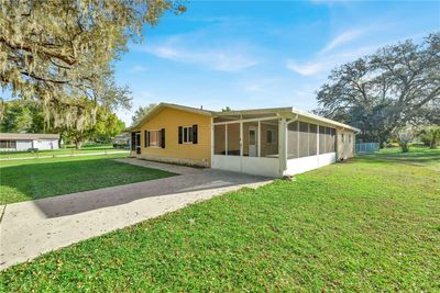 11055 Sw 64 Th Avenue, House other with 2 bedrooms, 2 bathrooms and null parking in Ocala FL | Image 1