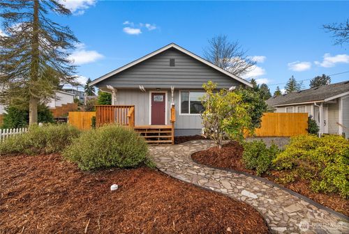 5008 N Visscher St, Tacoma, WA, 98407-2113 | Card Image