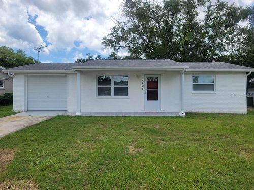 7401 Potomac Dr, PORT RICHEY, FL, 34668-3983 | Card Image