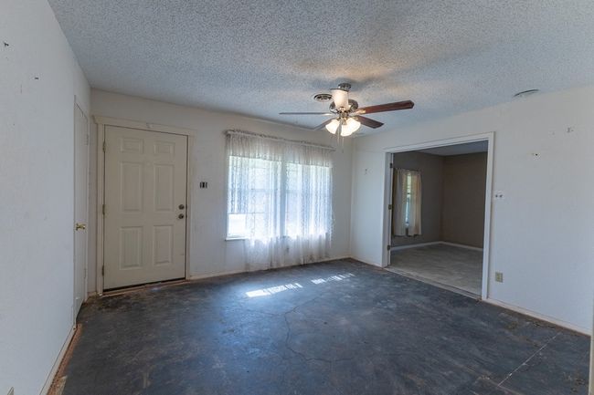 Formal Living Room | Image 5