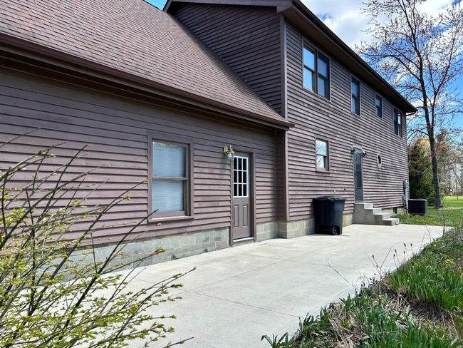 13181 Basil Rd Nw, House other with 3 bedrooms, 2 bathrooms and null parking in Baltimore OH | Image 31
