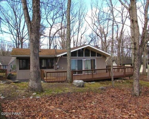 102 Surrey Ln, Lords Valley, PA, 18428 | Card Image