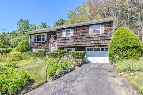 63 Beacon Rd, Windham, CT, 06280-1106 | Card Image