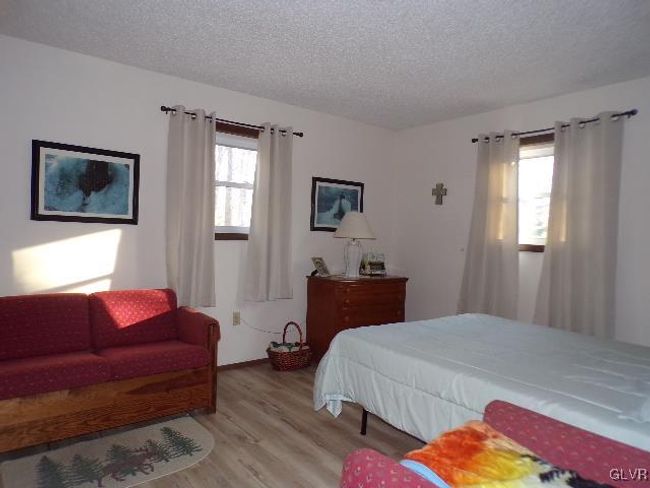 64 Hugo Dr, House other with 3 bedrooms, 2 bathrooms and null parking in Albrightsville PA | Image 34