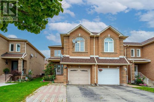 92 Denton Cir, Vaughan, ON, L6A2N4 | Card Image