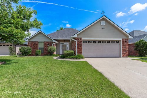 124 Willow Lake Blvd, Bossier City, LA, 71111-6719 | Card Image