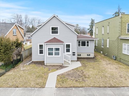 2-1139 Lincoln St, North Chicago, IL, 60064-1324 | Card Image
