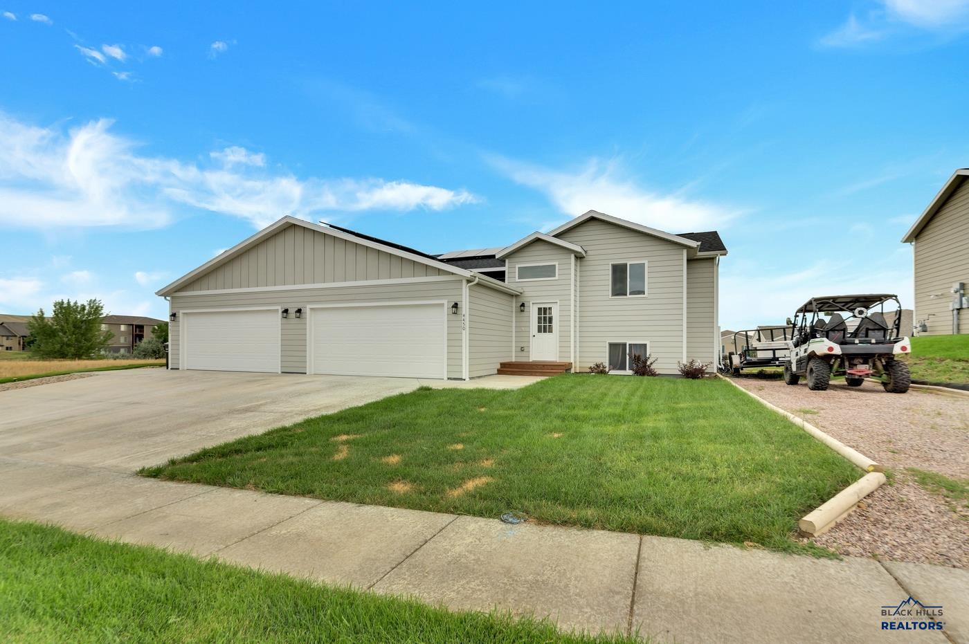 Misty Woods Ln, Rapid City, SD 57701