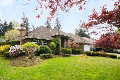 2488 138 St, Surrey, BC, V4P2M1 | Card Image