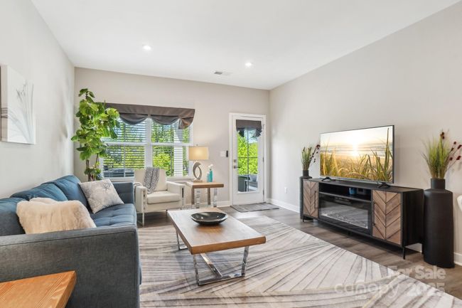 6295 Ashton Park Dr, Townhouse with 3 bedrooms, 3 bathrooms and null parking in Denver NC | Image 4