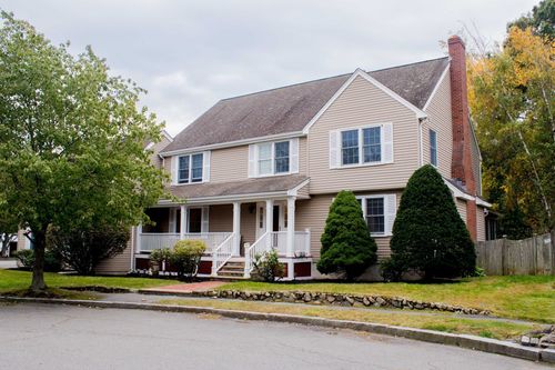 80 Bow Ridge Rd, Lynn, MA, 01904-1064 | Card Image