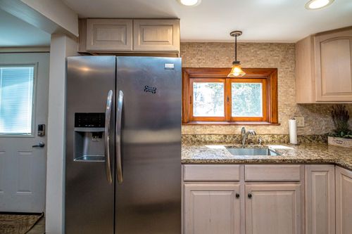 1066 White Mountain Hwy, Bartlett, NH, 03812 | Card Image