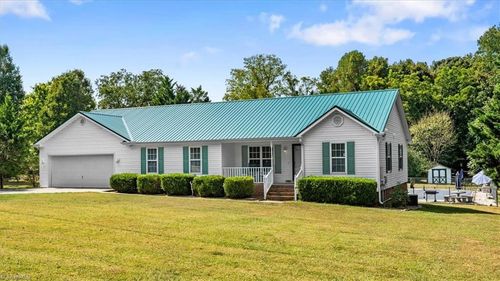 8061 Old Reidsville Rd, Browns Summit, NC, 27214-9447 | Card Image
