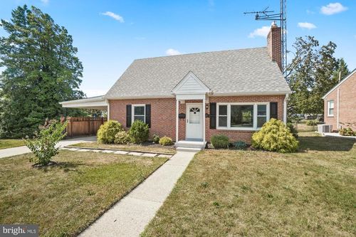607 Grant Pl, FREDERICK, MD, 21702-4143 | Card Image