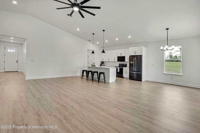 9739 Loretto St, House other with 4 bedrooms, 3 bathrooms and null parking in SPRING HILL FL | Image 5