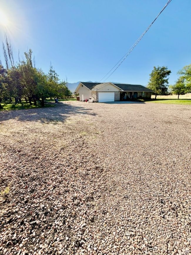 430 E Canyon Rd, House other with 3 bedrooms, 2 bathrooms and 2 parking in Fillmore UT | Image 41