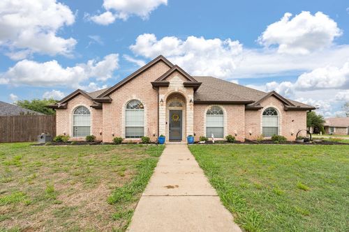 608 Spring Creek St, Cleburne, TX, 76031-0360 | Card Image