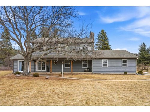 E4180 Woodfield Rd, EAU CLAIRE, WI, 54701-8564 | Card Image
