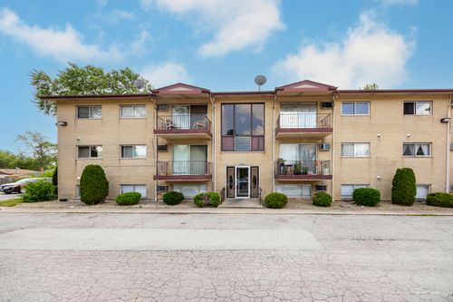 apt-1e-18361 Glen Oak Ave, Lansing, IL, 60438-2777 | Card Image