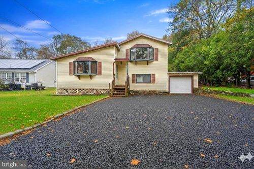 217 Coach Rd, Tobyhanna, PA, 18466 | Card Image