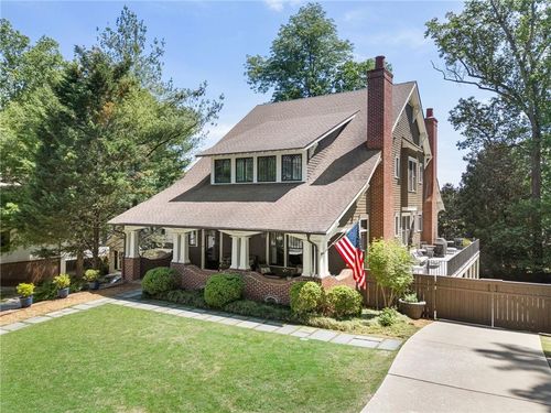 2519 Forrest Way Ne, Atlanta, GA, 30305-3716 | Card Image