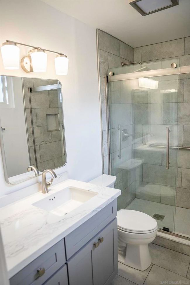 Bathroom | Image 6