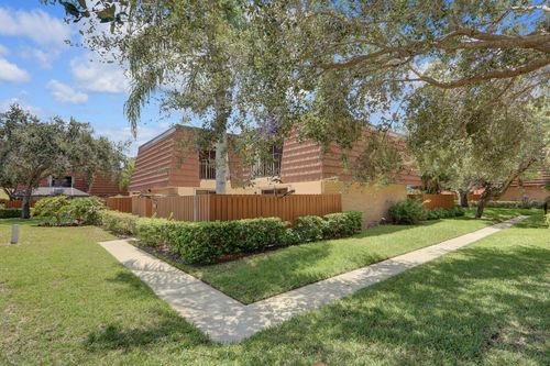 3026 30th Ct, Jupiter, FL, 33477-9368 | Card Image